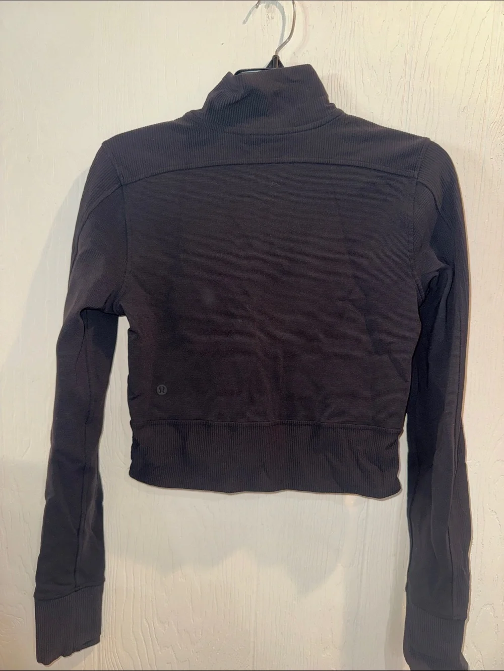 lululemon athletica Black Long-Sleeve Half-Zip Crop Top